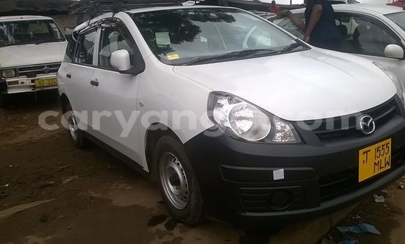 Acheter Occasion Voiture Mazda Familia Blanc à Limbe, Malawi Acheter Occasion Voiture Mazda Familia Blanc à Limbe, Malawi