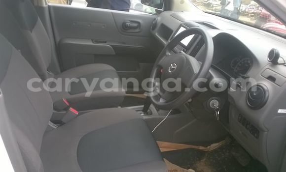 Acheter Occasion Voiture Mazda Familia Blanc à Limbe, Malawi Acheter Occasion Voiture Mazda Familia Blanc à Limbe, Malawi