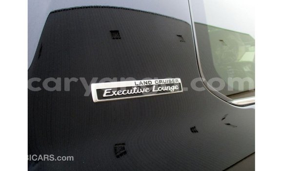 Acheter Import Voiture Toyota Land Cruiser Noir à Import - Dubai, Malawi Acheter Import Voiture Toyota Land Cruiser Noir à Import - Dubai, Malawi