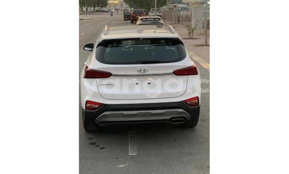Buy Import Hyundai Santa Fe White Car in Import - Dubai in Malawi Buy Import Hyundai Santa Fe White Car in Import - Dubai in Malawi