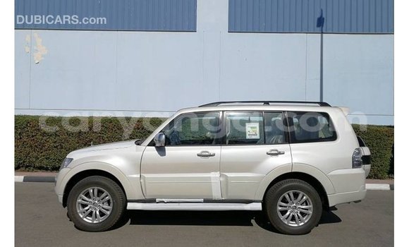 Buy Import Mitsubishi Pajero White Car in Import - Dubai in Malawi Buy Import Mitsubishi Pajero White Car in Import - Dubai in Malawi