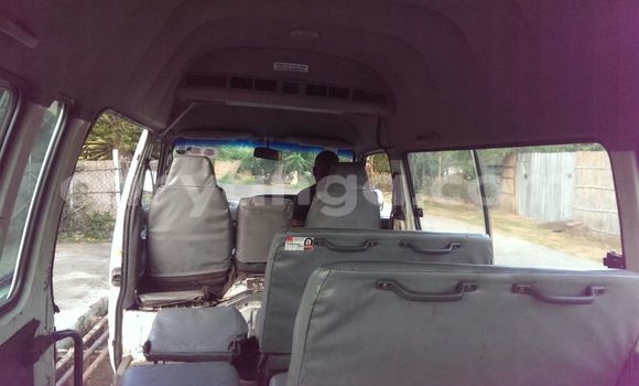 Buy Used Toyota Hiace White Car in Lilongwe in Malawi Buy Used Toyota Hiace White Car in Lilongwe in Malawi