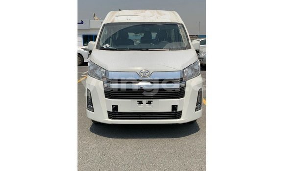 Acheter Import Voiture Toyota Hiace Blanc à Import - Dubai, Malawi Acheter Import Voiture Toyota Hiace Blanc à Import - Dubai, Malawi