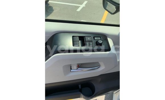 Acheter Import Voiture Toyota Hiace Blanc à Import - Dubai, Malawi Acheter Import Voiture Toyota Hiace Blanc à Import - Dubai, Malawi