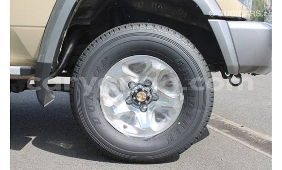 Buy Import Toyota Land Cruiser Beige Car in Import - Dubai in Malawi Buy Import Toyota Land Cruiser Beige Car in Import - Dubai in Malawi