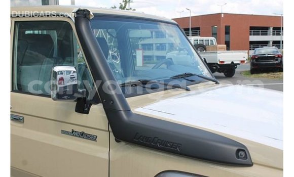 Buy Import Toyota Land Cruiser Beige Car in Import - Dubai in Malawi Buy Import Toyota Land Cruiser Beige Car in Import - Dubai in Malawi