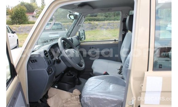 Buy Import Toyota Land Cruiser Beige Car in Import - Dubai in Malawi Buy Import Toyota Land Cruiser Beige Car in Import - Dubai in Malawi