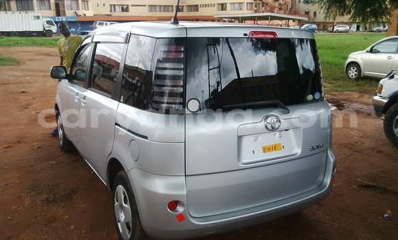 Nunua Mpya Toyota 4Runner Silver Gari ndani ya Limbe nchini Malawi Nunua Mpya Toyota 4Runner Silver Gari ndani ya Limbe nchini Malawi