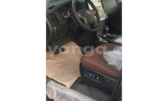 Buy Import Toyota Land Cruiser Black Car in Import - Dubai in Malawi Buy Import Toyota Land Cruiser Black Car in Import - Dubai in Malawi