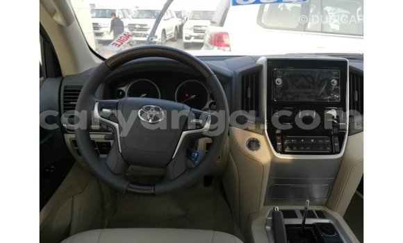 Buy Import Toyota Land Cruiser White Car in Import - Dubai in Malawi Buy Import Toyota Land Cruiser White Car in Import - Dubai in Malawi