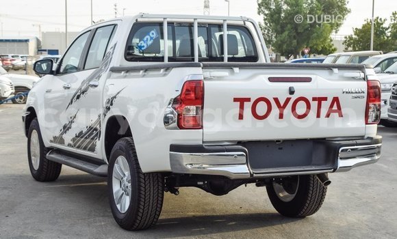 Buy Import Toyota Hilux White Car in Import - Dubai in Malawi Buy Import Toyota Hilux White Car in Import - Dubai in Malawi