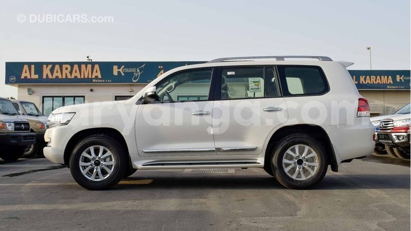 Big with watermark toyota land cruiser malawi import dubai 6822