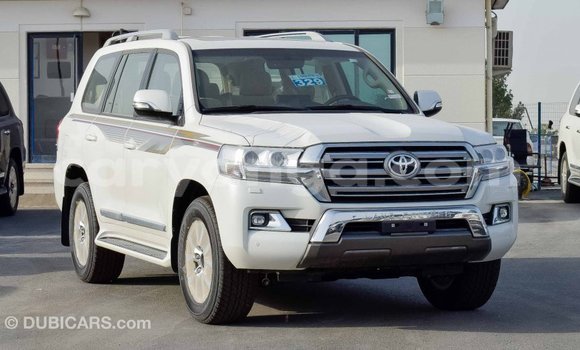 Nunua Imported Toyota Land Cruiser White Gari ndani ya Import - Dubai nchini Malawi Nunua Imported Toyota Land Cruiser White Gari ndani ya Import - Dubai nchini Malawi