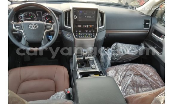 Buy Import Toyota Land Cruiser White Car in Import - Dubai in Malawi Buy Import Toyota Land Cruiser White Car in Import - Dubai in Malawi