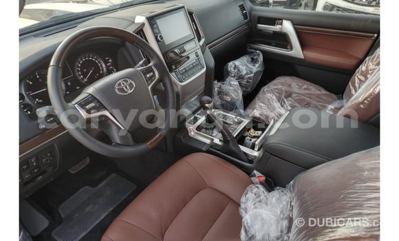 Buy Import Toyota Land Cruiser White Car in Import - Dubai in Malawi Buy Import Toyota Land Cruiser White Car in Import - Dubai in Malawi