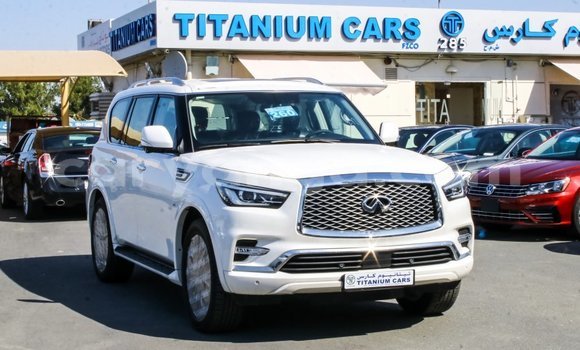 Buy Import Infiniti Q White Car in Import - Dubai in Malawi