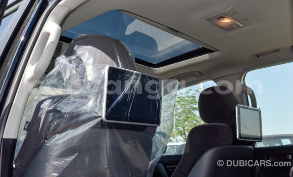 Acheter Import Voiture Toyota Land Cruiser Noir à Import - Dubai, Malawi Acheter Import Voiture Toyota Land Cruiser Noir à Import - Dubai, Malawi