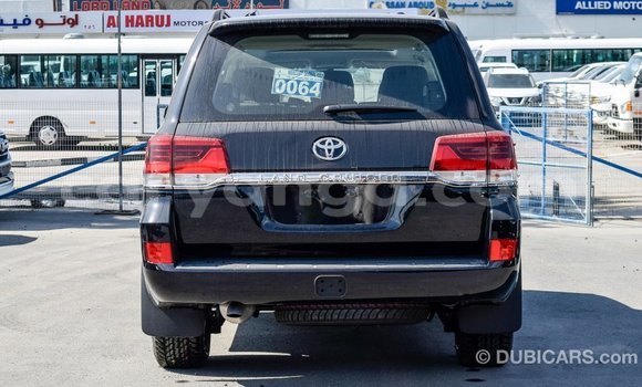 Acheter Import Voiture Toyota Land Cruiser Noir à Import - Dubai, Malawi Acheter Import Voiture Toyota Land Cruiser Noir à Import - Dubai, Malawi