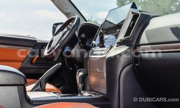 Buy Import Toyota Land Cruiser White Car in Import - Dubai in Malawi Buy Import Toyota Land Cruiser White Car in Import - Dubai in Malawi