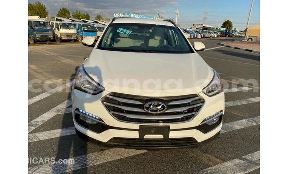 Nunua Imported Hyundai Santa Fe White Gari ndani ya Import - Dubai nchini Malawi Nunua Imported Hyundai Santa Fe White Gari ndani ya Import - Dubai nchini Malawi