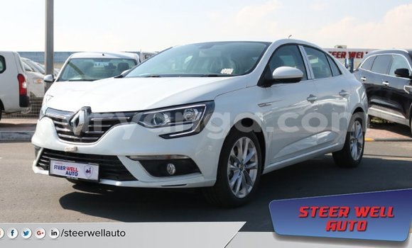 Buy Import Renault Megane White Car in Import - Dubai in Malawi