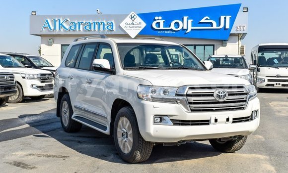 Buy Import Toyota Land Cruiser White Car in Import - Dubai in Malawi Buy Import Toyota Land Cruiser White Car in Import - Dubai in Malawi