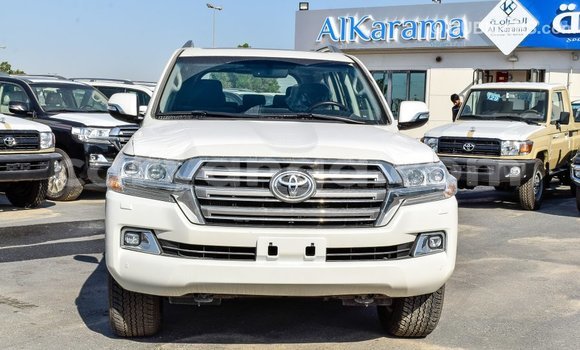 Buy Import Toyota Land Cruiser White Car in Import - Dubai in Malawi Buy Import Toyota Land Cruiser White Car in Import - Dubai in Malawi