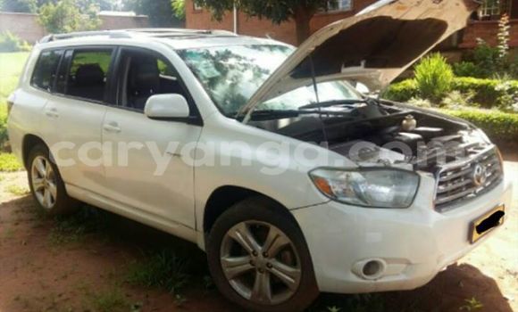Acheter Occasion Voiture Toyota Highlander Blanc à Limbe, Malawi Acheter Occasion Voiture Toyota Highlander Blanc à Limbe, Malawi