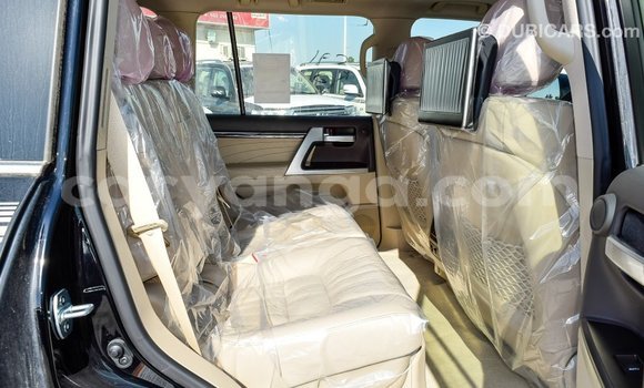 Buy Import Toyota Land Cruiser Black Car in Import - Dubai in Malawi Buy Import Toyota Land Cruiser Black Car in Import - Dubai in Malawi