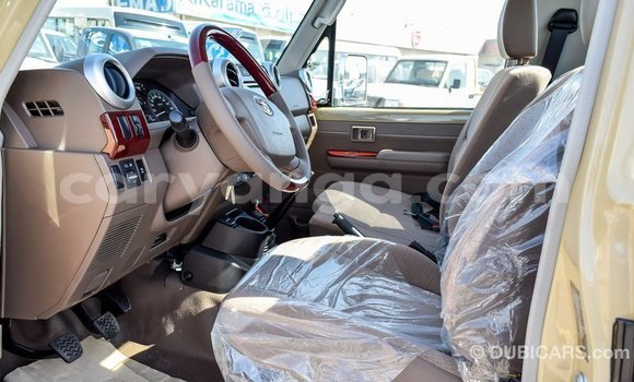 Buy Import Toyota Land Cruiser Beige Car in Import - Dubai in Malawi Buy Import Toyota Land Cruiser Beige Car in Import - Dubai in Malawi