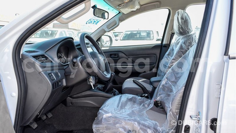 Big with watermark mitsubishi l200 malawi import dubai 6875