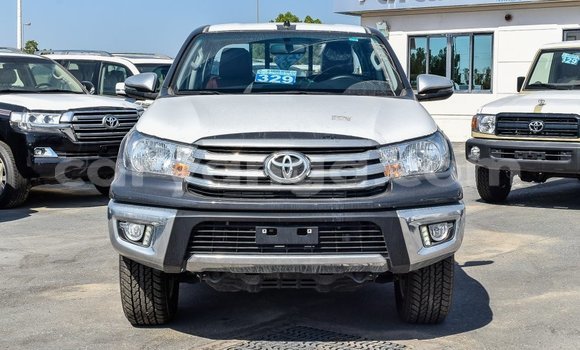 Acheter Import Voiture Toyota Hilux Autre à Import - Dubai, Malawi Acheter Import Voiture Toyota Hilux Autre à Import - Dubai, Malawi