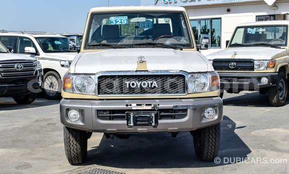 Buy Import Toyota Land Cruiser Beige Car in Import - Dubai in Malawi Buy Import Toyota Land Cruiser Beige Car in Import - Dubai in Malawi