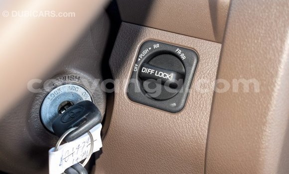 Buy Import Toyota Land Cruiser Beige Car in Import - Dubai in Malawi Buy Import Toyota Land Cruiser Beige Car in Import - Dubai in Malawi