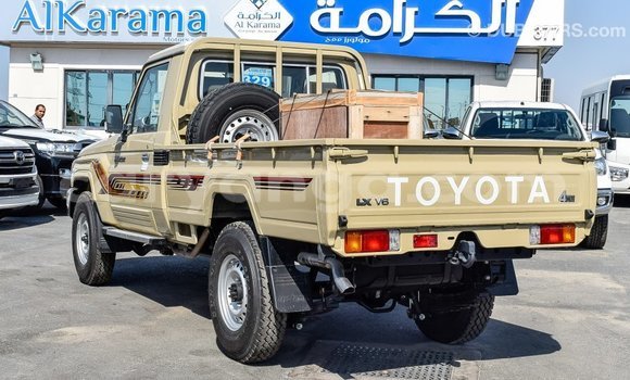 Buy Import Toyota Land Cruiser Beige Car in Import - Dubai in Malawi Buy Import Toyota Land Cruiser Beige Car in Import - Dubai in Malawi
