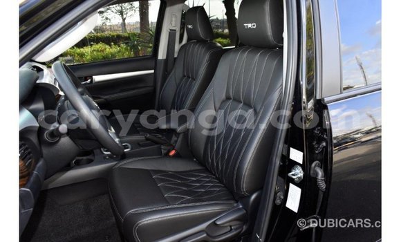 Nunua Imported Toyota Hilux Black Gari ndani ya Import - Dubai nchini Malawi Nunua Imported Toyota Hilux Black Gari ndani ya Import - Dubai nchini Malawi