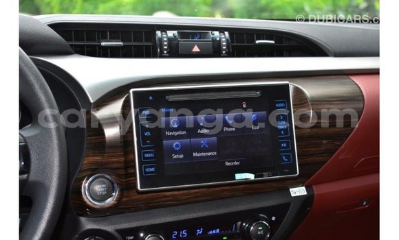 Nunua Imported Toyota Hilux Black Gari ndani ya Import - Dubai nchini Malawi Nunua Imported Toyota Hilux Black Gari ndani ya Import - Dubai nchini Malawi