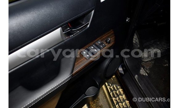 Nunua Imported Toyota Hilux Black Gari ndani ya Import - Dubai nchini Malawi Nunua Imported Toyota Hilux Black Gari ndani ya Import - Dubai nchini Malawi
