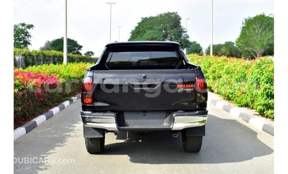 Nunua Imported Toyota Hilux Black Gari ndani ya Import - Dubai nchini Malawi Nunua Imported Toyota Hilux Black Gari ndani ya Import - Dubai nchini Malawi