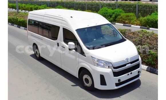 Nunua Imported Toyota Hiace White Gari ndani ya Import - Dubai nchini Malawi Nunua Imported Toyota Hiace White Gari ndani ya Import - Dubai nchini Malawi