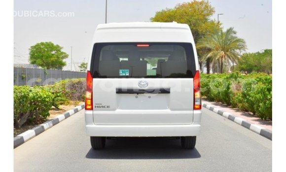 Nunua Imported Toyota Hiace White Gari ndani ya Import - Dubai nchini Malawi Nunua Imported Toyota Hiace White Gari ndani ya Import - Dubai nchini Malawi