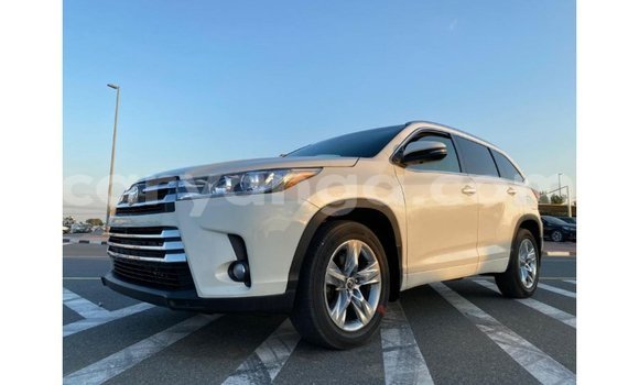 Buy Import Toyota Highlander White Car in Import - Dubai in Malawi Buy Import Toyota Highlander White Car in Import - Dubai in Malawi