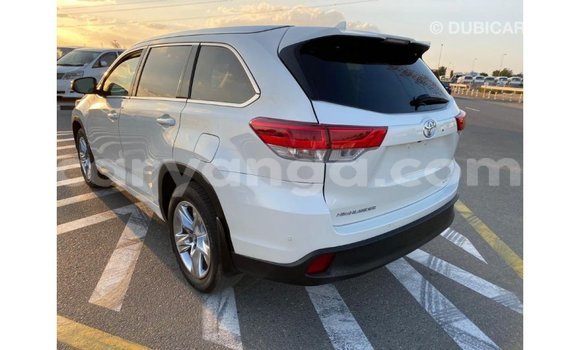 Buy Import Toyota Highlander White Car in Import - Dubai in Malawi Buy Import Toyota Highlander White Car in Import - Dubai in Malawi