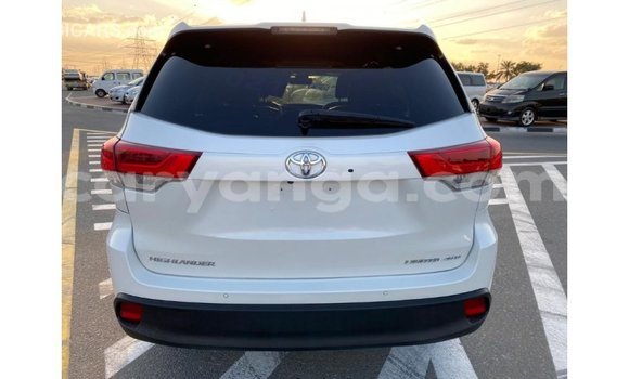 Buy Import Toyota Highlander White Car in Import - Dubai in Malawi Buy Import Toyota Highlander White Car in Import - Dubai in Malawi