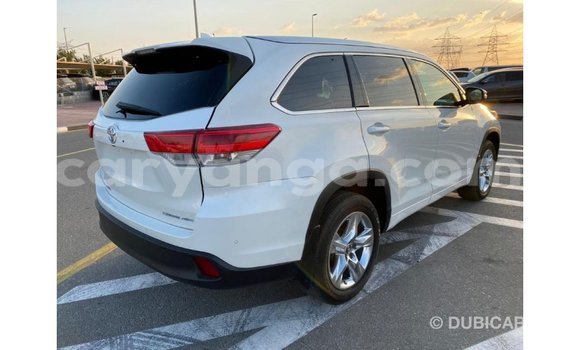 Buy Import Toyota Highlander White Car in Import - Dubai in Malawi Buy Import Toyota Highlander White Car in Import - Dubai in Malawi