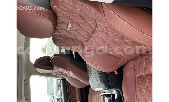 Buy Import Toyota Land Cruiser Black Car in Import - Dubai in Malawi Buy Import Toyota Land Cruiser Black Car in Import - Dubai in Malawi