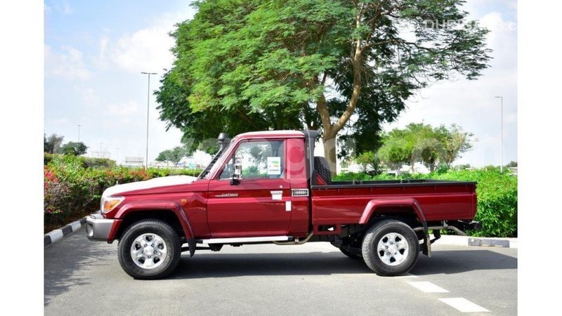 Big with watermark toyota land cruiser malawi import dubai 6906