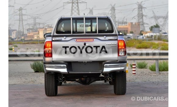 Nunua Imported Toyota Hilux Other Gari ndani ya Import - Dubai nchini Malawi Nunua Imported Toyota Hilux Other Gari ndani ya Import - Dubai nchini Malawi