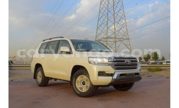 Nunua Imported Toyota Land Cruiser White Gari ndani ya Import - Dubai nchini Malawi Nunua Imported Toyota Land Cruiser White Gari ndani ya Import - Dubai nchini Malawi