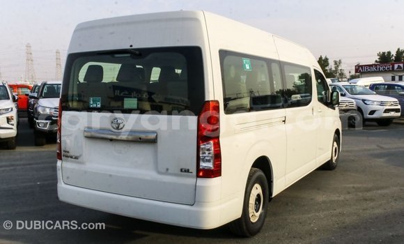 Buy Import Toyota Hiace White Car in Import - Dubai in Malawi Buy Import Toyota Hiace White Car in Import - Dubai in Malawi